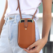 โหลดรูปภาพลงในเครื่องมือใช้ดูของ Gallery กระเป๋าหนังผู้หญิง /กระเป๋าหนังสะพายข้างผู้หญิง สีน้าตาล รุ่น B-LBR-5193 Grace