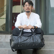 โหลดรูปภาพลงในเครื่องมือใช้ดูของ Gallery กระเป๋าหนังผู้ชาย/กระเป๋าหนังเดินทาง สีดำ รุ่น B-BK-8920