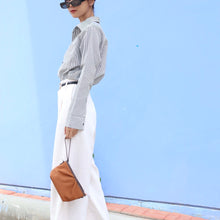 โหลดรูปภาพลงในเครื่องมือใช้ดูของ Gallery กระเป๋าหนังผู้หญิง /กระเป๋าหนังสะพายข้างผู้หญิง สีน้ำตาล รุ่น B-LBR-8825 Stella