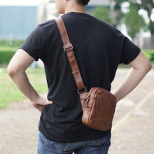 โหลดรูปภาพลงในเครื่องมือใช้ดูของ Gallery กระเป๋าหนังผู้ชาย /กระเป๋าหนังคาดอกผู้ชายสีน้ำตาลรุ่น B-CBR-788