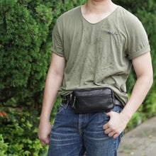 โหลดรูปภาพลงในเครื่องมือใช้ดูของ Gallery กระเป๋าหนังผู้ชาย/กระเป๋าหนังคาดอกผู้ชาย สีดำ รุ่น B-BK-8318