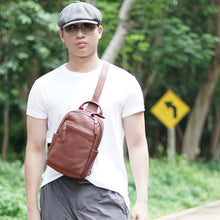 โหลดรูปภาพลงในเครื่องมือใช้ดูของ Gallery กระเป๋าหนังผู้ชาย/กระเป๋าหนังคาดอกผู้ชาย สีน้ำตาล รุ่น B-CBR-2249