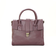 โหลดรูปภาพลงในเครื่องมือใช้ดูของ Gallery กระเป๋าหนังผู้หญิง/กระเป๋าหนังสะพายข้างผู้หญิง สีแดงเข้ม รุ่น B-RED-7282