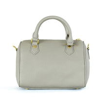 โหลดรูปภาพลงในเครื่องมือใช้ดูของ Gallery กระเป๋าหนังผู้หญิง /กระเป๋าหนังสะพายข้างผู้หญิง สีเบจ รุ่น B-BEI-8182 (Juno)