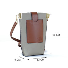 โหลดรูปภาพลงในเครื่องมือใช้ดูของ Gallery กระเป๋าหนังผู้หญิง /กระเป๋าหนังสะพายข้างผู้หญิง สีเบจ รุ่น B-BEI-8820 Lily