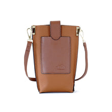 โหลดรูปภาพลงในเครื่องมือใช้ดูของ Gallery กระเป๋าหนังผู้หญิง /กระเป๋าหนังสะพายข้างผู้หญิง สีน้าตาล รุ่น B-LBR-8820 Lily