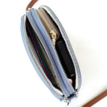 โหลดรูปภาพลงในเครื่องมือใช้ดูของ Gallery กระเป๋าหนังผู้หญิง /กระเป๋าหนังสะพายข้างผู้หญิง สีเทาฟ้า รุ่น B-GRA-125 Ava