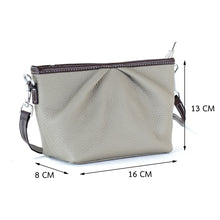 โหลดรูปภาพลงในเครื่องมือใช้ดูของ Gallery กระเป๋าหนังผู้หญิง /กระเป๋าหนังสะพายข้างผู้หญิง สีเบจ รุ่น B-BEI-8825 Stella