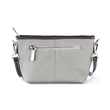 โหลดรูปภาพลงในเครื่องมือใช้ดูของ Gallery กระเป๋าหนังผู้หญิง /กระเป๋าหนังสะพายข้างผู้หญิง สีเบจ รุ่น B-BEI-8825 Stella