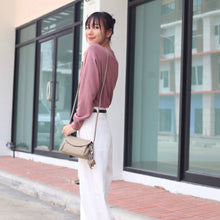 โหลดรูปภาพลงในเครื่องมือใช้ดูของ Gallery กระเป๋าหนังผู้หญิง /กระเป๋าหนังสะพายข้างผู้หญิง สีเบจ รุ่น B-BEI-616 Mia