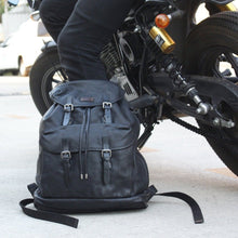 โหลดรูปภาพลงในเครื่องมือใช้ดูของ Gallery กระเป๋าเป้หนังผู้ชาย