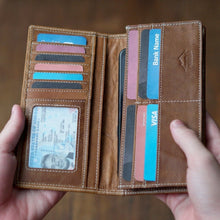 โหลดรูปภาพลงในเครื่องมือใช้ดูของ Gallery กระเป๋าสตางค์หนังแท้