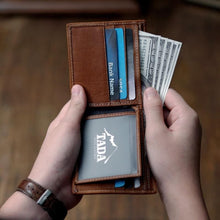 โหลดรูปภาพลงในเครื่องมือใช้ดูของ Gallery กระเป๋าสตางค์หนังแท้