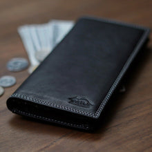 โหลดรูปภาพลงในเครื่องมือใช้ดูของ Gallery กระเป๋าสตางค์หนังแท้