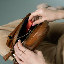 โหลดรูปภาพลงในเครื่องมือใช้ดูของ Gallery กระเป๋าหนังสะพายข้างผู้หญิง/กระเป๋าหนังแท้ผู้หญิง รุ่น Cleo B-LBR-1291