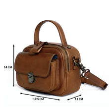 โหลดรูปภาพลงในเครื่องมือใช้ดูของ Gallery กระเป๋าหนังสะพายข้างผู้หญิง/กระเป๋าหนังแท้ผู้หญิง รุ่น Cleo B-LBR-1291