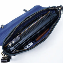 โหลดรูปภาพลงในเครื่องมือใช้ดูของ Gallery กระเป๋าหนังใส่โน๊ตบุ๊ค