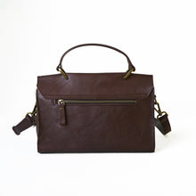 โหลดรูปภาพลงในเครื่องมือใช้ดูของ Gallery กระเป๋าหนังสะพายข้างผู้หญิง/กระเป๋าหนังแท้ผู้หญิง สีนํ้าตาล รุ่น B-CBR-1294