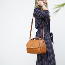 โหลดรูปภาพลงในเครื่องมือใช้ดูของ Gallery กระเป๋าหนังสะพายข้างผู้หญิง/กระเป๋าหนังแท้ผู้หญิง รุ่น Katherine รุ่นขายดีตลอดกาล