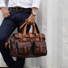 โหลดรูปภาพลงในเครื่องมือใช้ดูของ Gallery กระเป๋าเดินทางหนังแท้