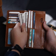 โหลดรูปภาพลงในเครื่องมือใช้ดูของ Gallery กระเป๋าสตางค์หนังแท้