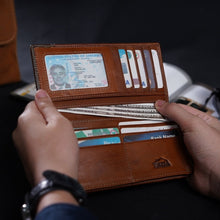 โหลดรูปภาพลงในเครื่องมือใช้ดูของ Gallery กระเป๋าสตางค์หนังแท้