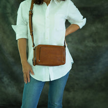 โหลดรูปภาพลงในเครื่องมือใช้ดูของ Gallery กระเป๋าหนังสะพายข้างผู้หญิง/กระเป๋าหนังแท้ผู้หญิง รุ่น Curie สินค้าใหม่ขายดี