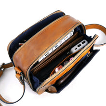 โหลดรูปภาพลงในเครื่องมือใช้ดูของ Gallery กระเป๋ากล้องหนัง รุ่น Curie