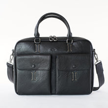 โหลดรูปภาพลงในเครื่องมือใช้ดูของ Gallery กระเป๋าหนังผู้ชาย/กระเป๋าหนังสะพายข้างผู้ชาย สีดำ รุ่น B-BK-8905