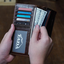 โหลดรูปภาพลงในเครื่องมือใช้ดูของ Gallery กระเป๋าสตางค์หนังแท้