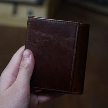 โหลดรูปภาพลงในเครื่องมือใช้ดูของ Gallery กระเป๋าสตางค์หนังแท้