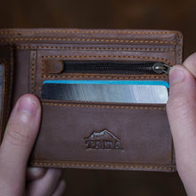 โหลดรูปภาพลงในเครื่องมือใช้ดูของ Gallery กระเป๋าสตางค์หนังแท้