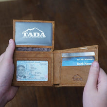 โหลดรูปภาพลงในเครื่องมือใช้ดูของ Gallery กระเป๋าสตางค์หนังแท้