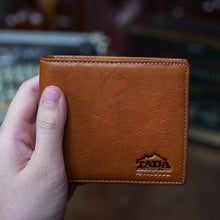 โหลดรูปภาพลงในเครื่องมือใช้ดูของ Gallery กระเป๋าสตางค์หนังแท้