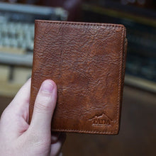 โหลดรูปภาพลงในเครื่องมือใช้ดูของ Gallery กระเป๋าสตางค์หนังแท้