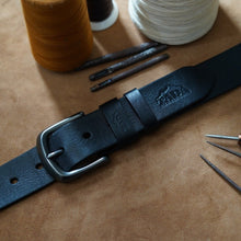 โหลดรูปภาพลงในเครื่องมือใช้ดูของ Gallery เข็มขัดหนังแท้