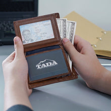 โหลดรูปภาพลงในเครื่องมือใช้ดูของ Gallery กระเป๋าสตางค์หนังแท้