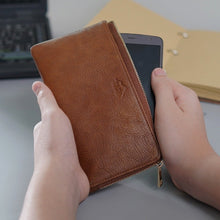 โหลดรูปภาพลงในเครื่องมือใช้ดูของ Gallery กระเป๋าสตางค์หนังแท้