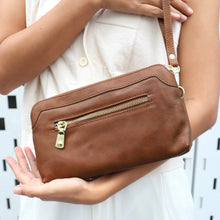 โหลดรูปภาพลงในเครื่องมือใช้ดูของ Gallery กระเป๋าหนังสะพายข้างผู้หญิง/กระเป๋าหนังแท้ผู้หญิง รุ่น Sarah สินค้าขายดีรุ่นยอดนิยม