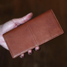 โหลดรูปภาพลงในเครื่องมือใช้ดูของ Gallery กระเป๋าสตางค์หนังแท้