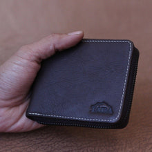 โหลดรูปภาพลงในเครื่องมือใช้ดูของ Gallery กระเป๋าสตางค์หนังแท้