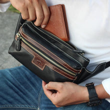 โหลดรูปภาพลงในเครื่องมือใช้ดูของ Gallery กระเป๋าหนังคาดอกผู้ชาย