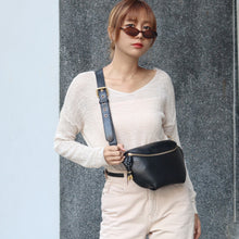 โหลดรูปภาพลงในเครื่องมือใช้ดูของ Gallery กระเป๋าหนังผู้หญิง /กระเป๋าหนังคาดอกผู้หญิง สีน้ำดำรุ่น B-BK-6094