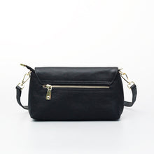 โหลดรูปภาพลงในเครื่องมือใช้ดูของ Gallery กระเป๋าหนังสะพายข้างผู้หญิง/กระเป๋าหนังแท้ผู้หญิง รุ่น Diana (ดำ)