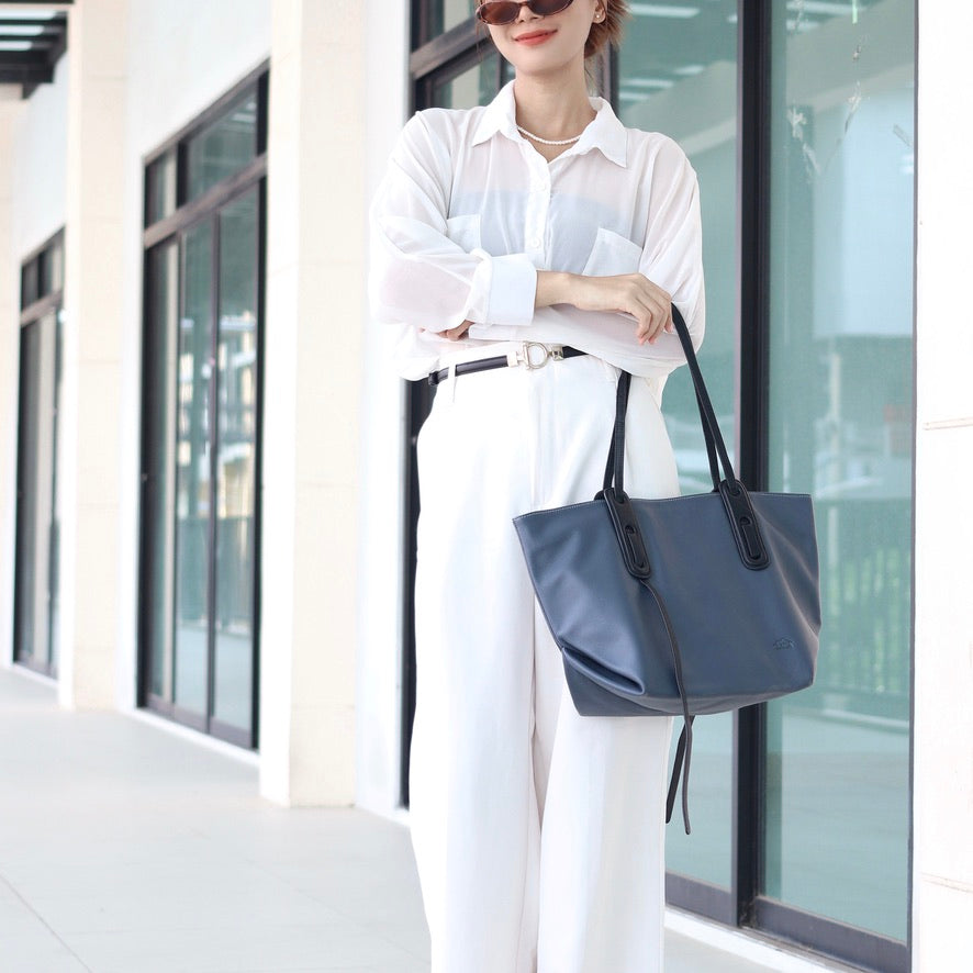 กระเป๋าหนังผู้หญิง /กระเป๋าหนังสะพายข้างผู้หญิง สีเทา B-GRA-763 (Freya)