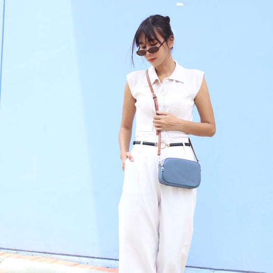 กระเป๋าหนังผู้หญิง /กระเป๋าหนังสะพายข้างผู้หญิง สีเทาฟ้า  รุ่น B-GRA-125 Ava