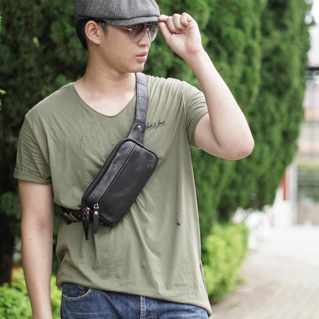 กระเป๋าหนังผู้ชาย/กระเป๋าหนังคาดอกผู้ชาย สีดำ รุ่น B-BK-8318