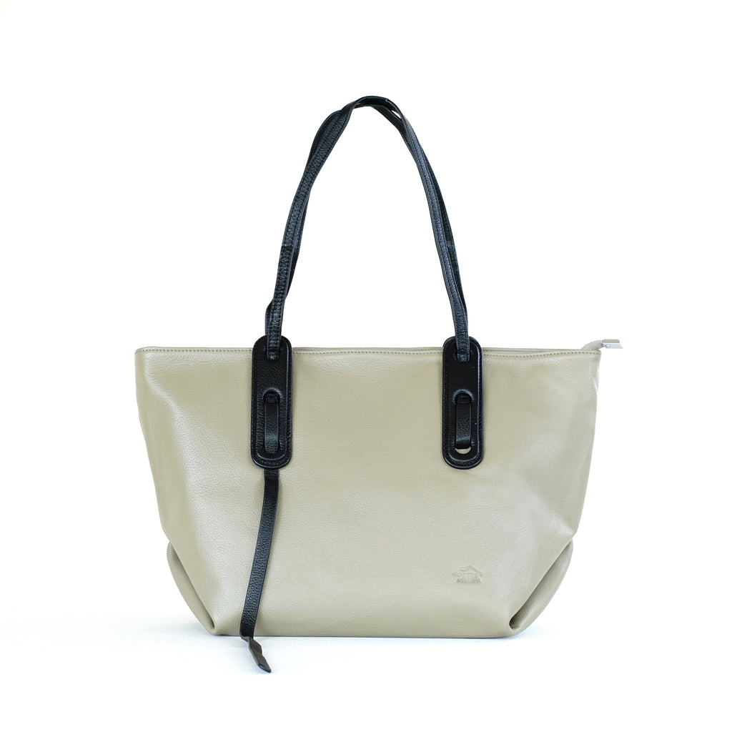 กระเป๋าหนังผู้หญิง /กระเป๋าหนังสะพายข้างผู้หญิง สีเบจ B-BEI-765 (Hilda)