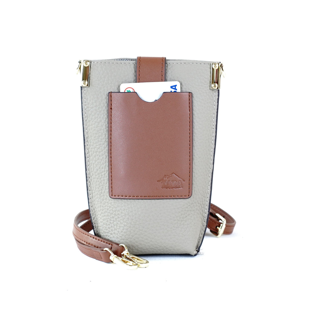 กระเป๋าหนังผู้หญิง /กระเป๋าหนังสะพายข้างผู้หญิง สีเบจ รุ่น B-BEI-8820 Lily