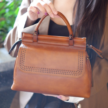 กระเป๋าสะพายผู้หญิงหนังแท้ รุ่น B- 8476 Evelyn (เอเวลิน)